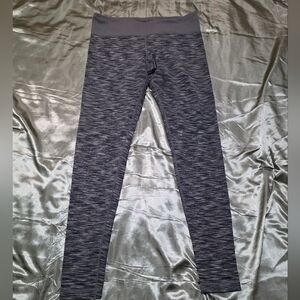 Lululemon Gray Patterned Size 10 Leggings